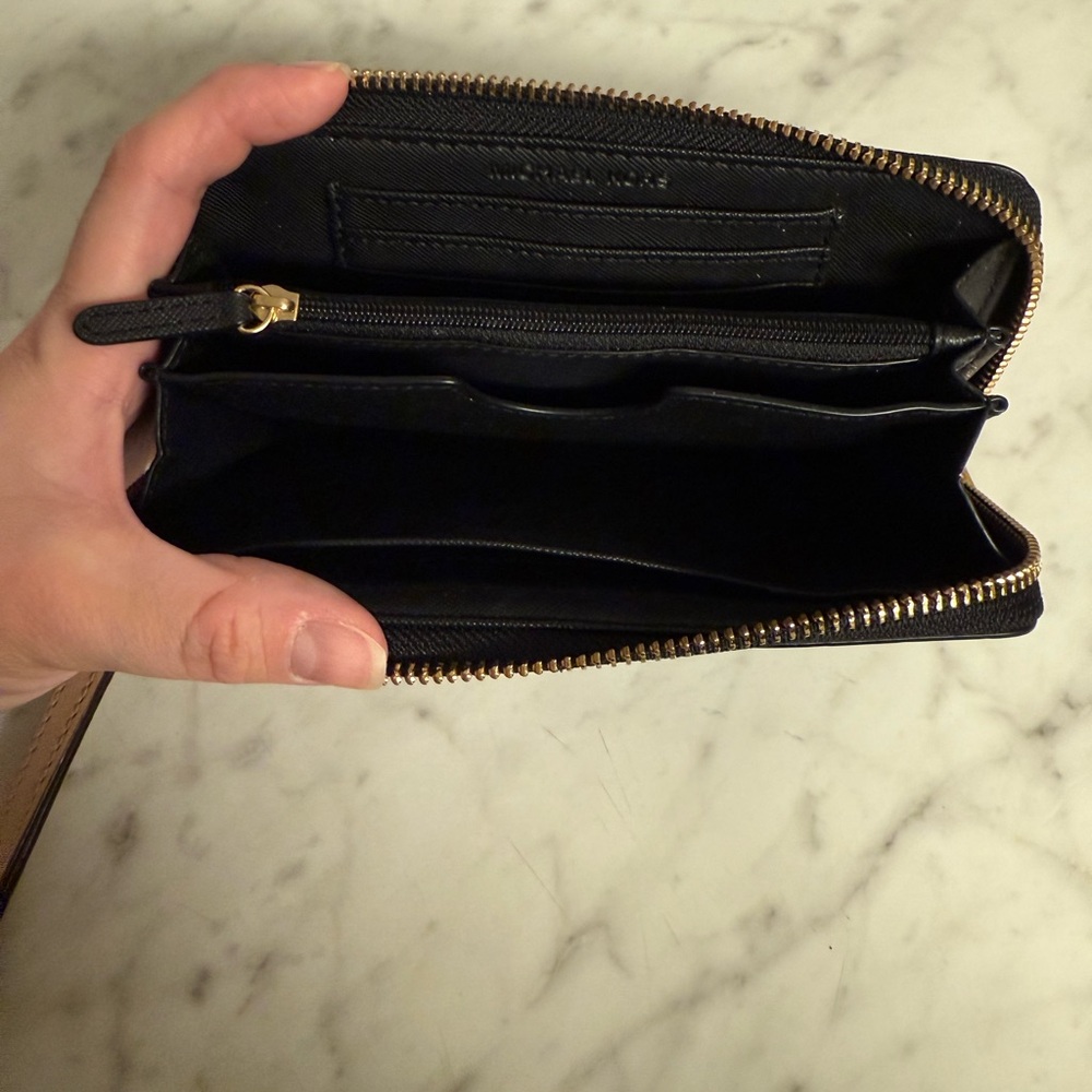 Michael Kors Jet Set Black and Gold Embossed Wristlet - Picture 8 of 11